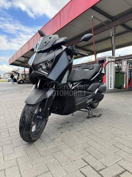 Yamaha XMAX 300 Tech Max AKRAP