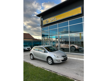 Opel Astra J 1.6 TURBO