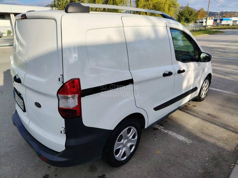 Ford Courier Transit