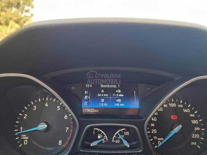 Ford Focus St line//Nov//