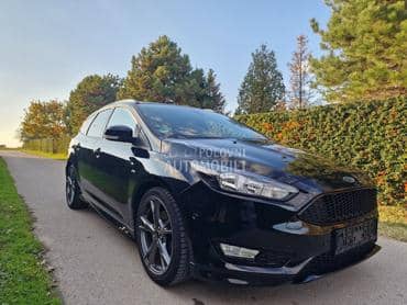 Ford Focus St line//Nov//