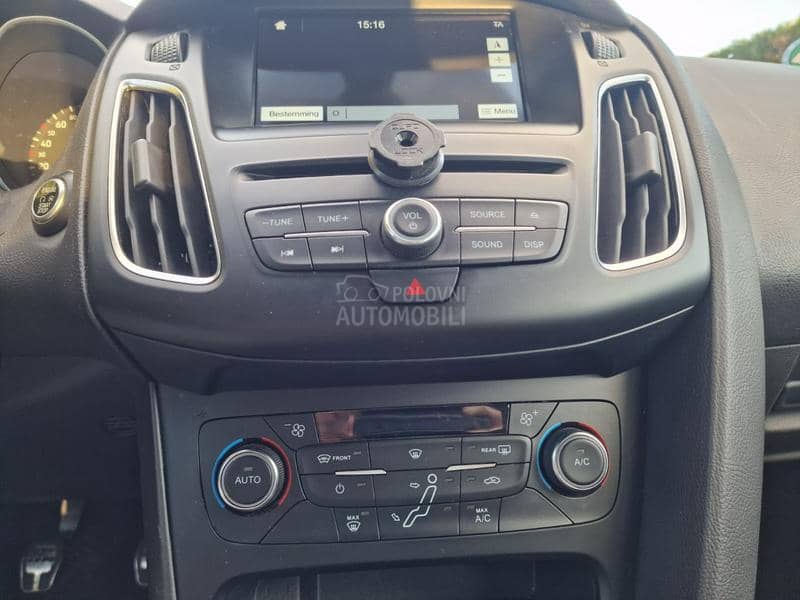 Ford Focus St line//Nov//