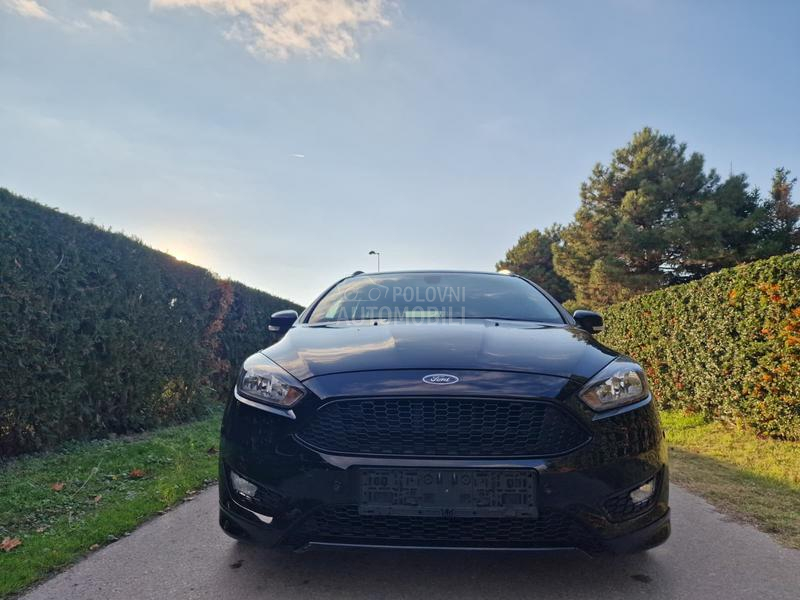 Ford Focus St line//Nov//