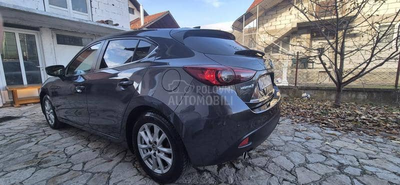 Mazda 3 Skyactive d