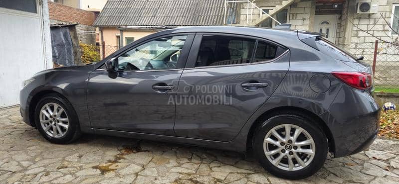 Mazda 3 Skyactive d