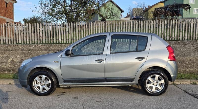 Dacia Sandero 1.2i