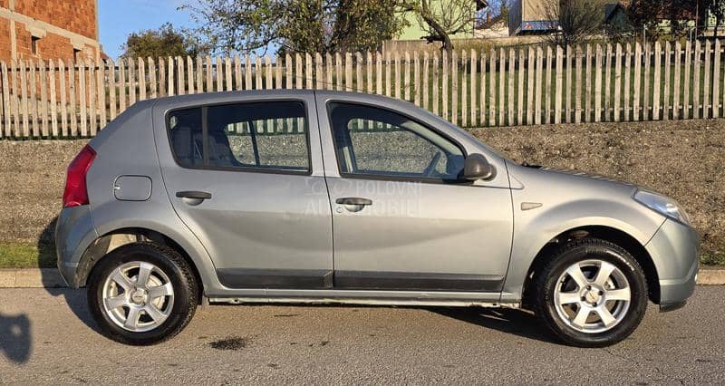Dacia Sandero 1.2i