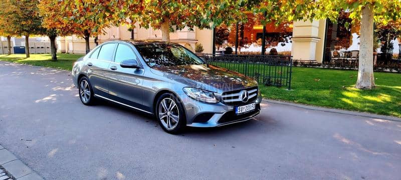 Mercedes Benz C 200 G Tronic 9 Speed