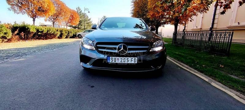 Mercedes Benz C 200 G Tronic 9 Speed