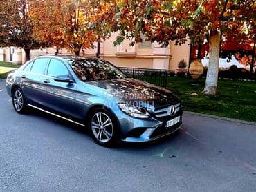 Mercedes Benz C 200 G Tronic 9 Speed