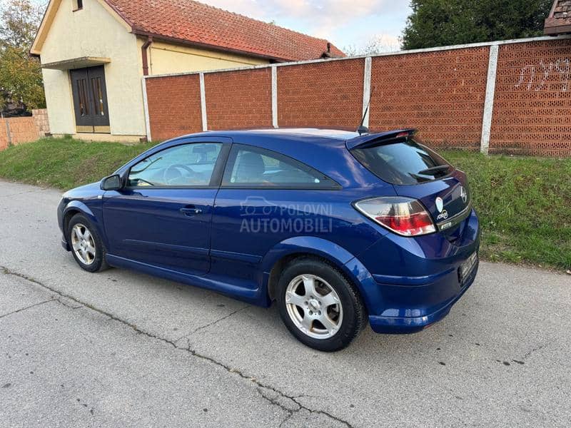 Opel Astra H 1,7cdti 74k w