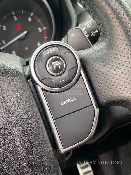 Land Rover Range Rover Sport 3.0TDV6 HSE LIMITED