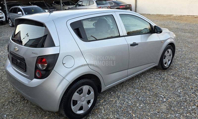 Chevrolet Aveo 1.2b nov nov