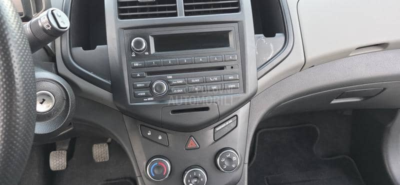 Chevrolet Aveo 1.2b nov nov