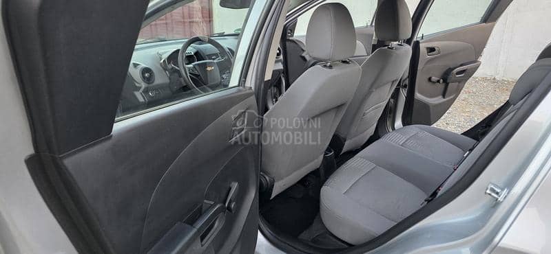 Chevrolet Aveo 1.2b nov nov