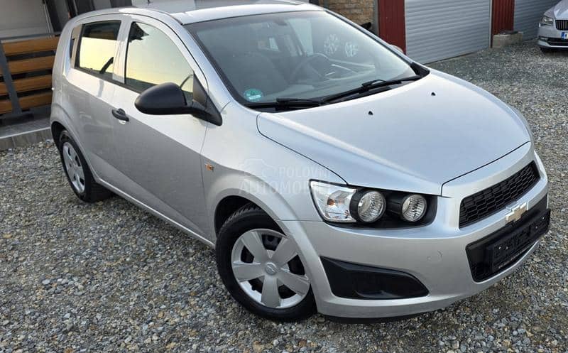 Chevrolet Aveo 1.2b nov nov
