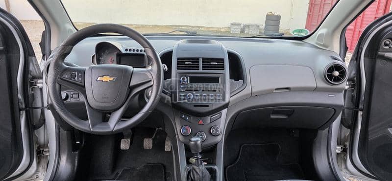 Chevrolet Aveo 1.2b nov nov
