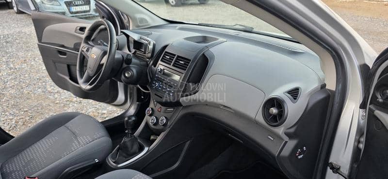 Chevrolet Aveo 1.2b nov nov