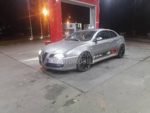 Alfa Romeo GT 1.9jtdm