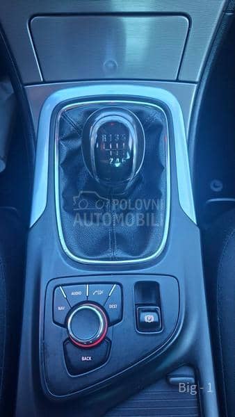 Opel Insignia 2.0 cdti N.A.V.I