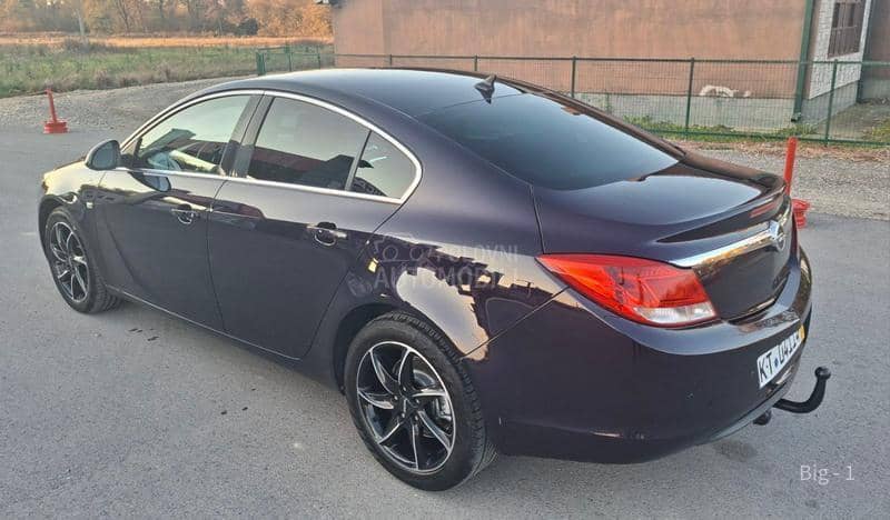 Opel Insignia 2.0 cdti N.A.V.I