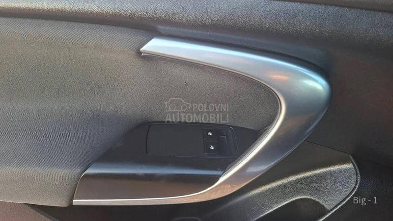 Opel Insignia 2.0 cdti N.A.V.I