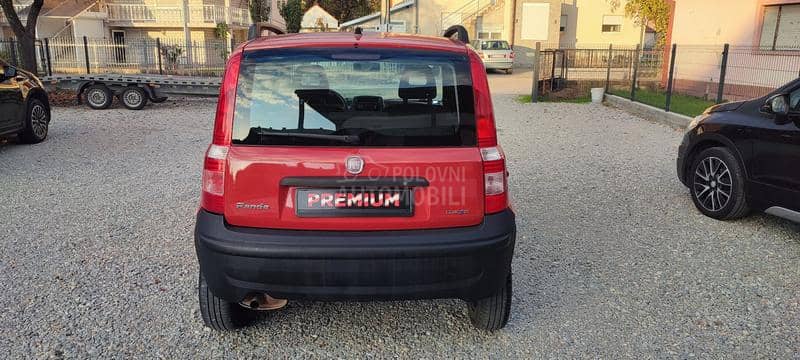 Fiat Panda O D L I Č N A