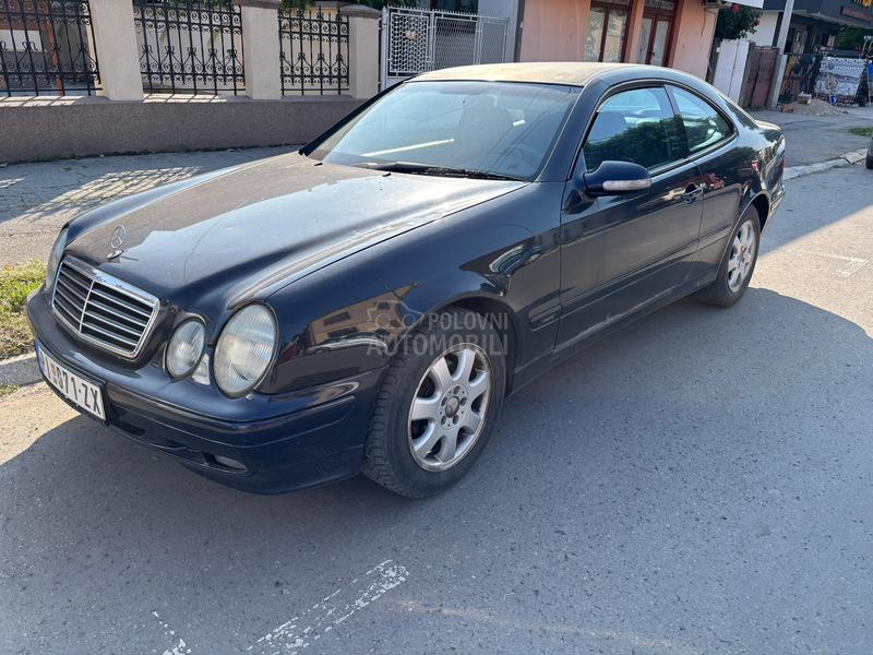 Mercedes Benz CLK 200 hit no