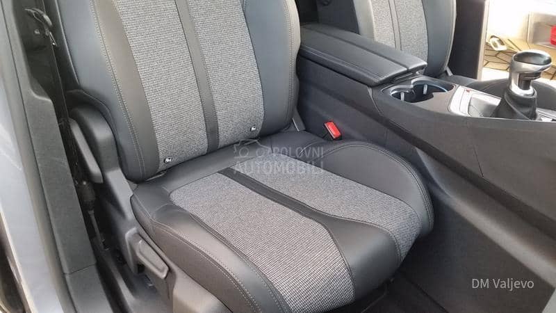 Peugeot 3008 ALLURE/VIRTUEL/N0V