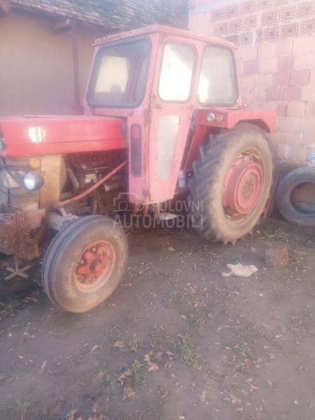Massey Ferguson 575