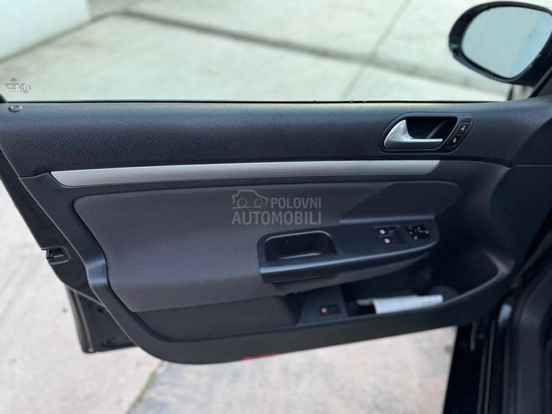 Volkswagen Golf 5 UNITED