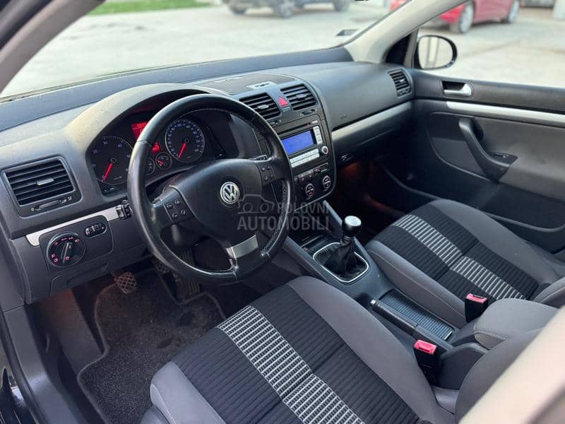 Volkswagen Golf 5 UNITED