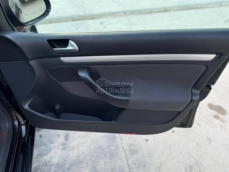 Volkswagen Golf 5 UNITED