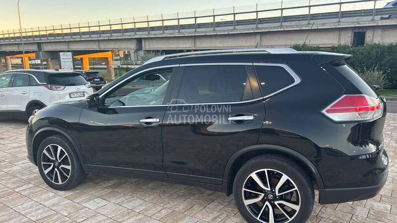 Nissan X-Trail 1.6DCI 4X4 TEKNA