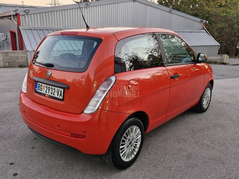 Lancia Ypsilon 1.2 8V 0ČUVANA