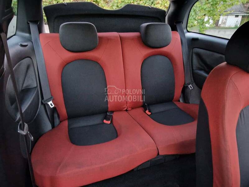 Lancia Ypsilon 1.2 8V 0ČUVANA