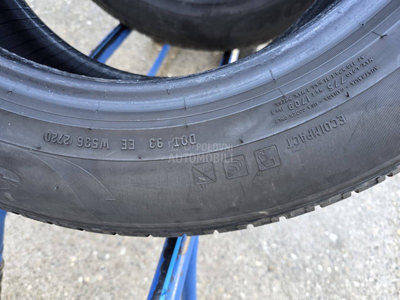 Pirelli 215/65 R17 Zimska