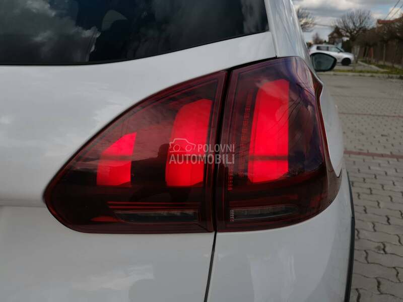 Peugeot 2008 1.2Allure