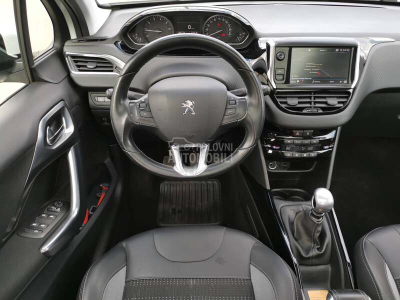 Peugeot 2008 1.2Allure