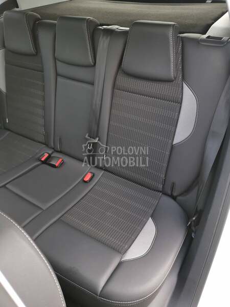 Peugeot 2008 1.2Allure