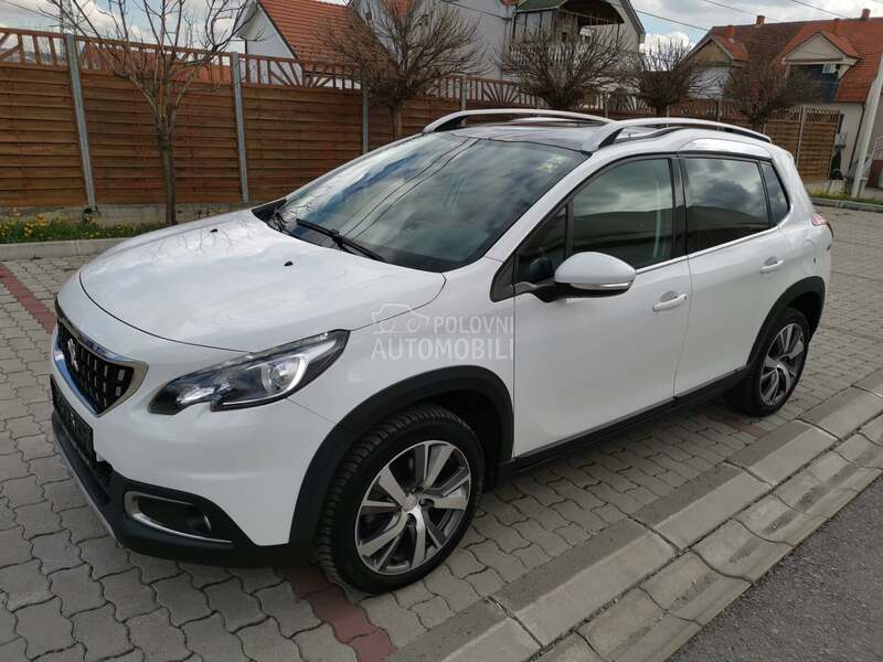 Peugeot 2008 1.2Allure