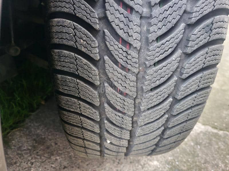 Peugeot 308 1.6blue-Hdi Allure