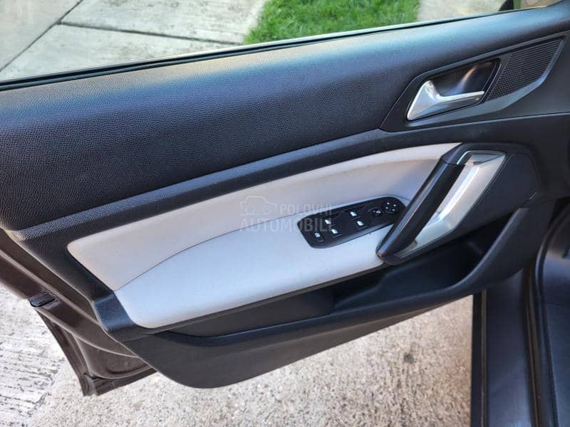 Peugeot 308 1.6blue-Hdi Allure