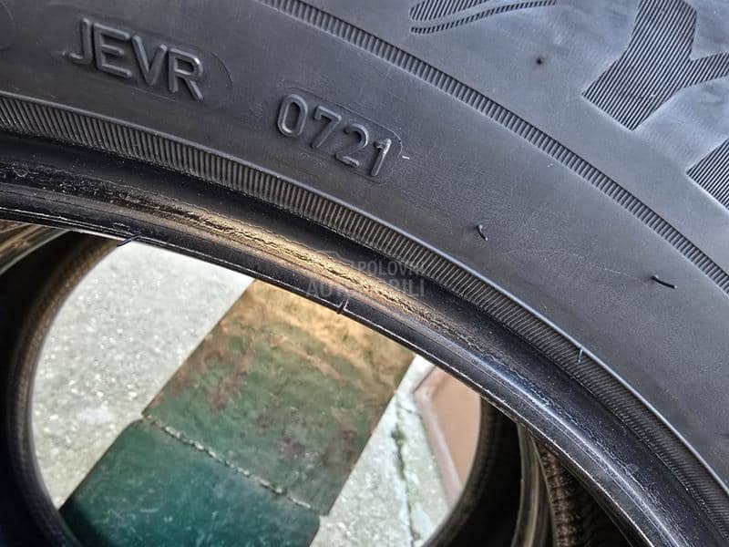 Pirelli 225/55 R17 Letnja