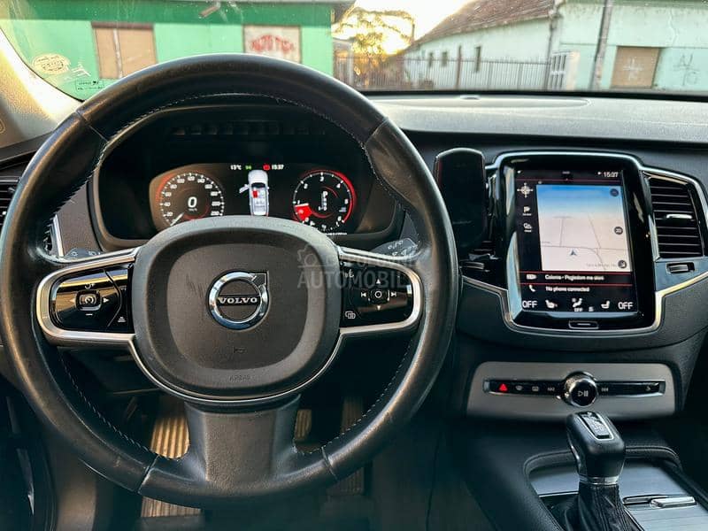 Volvo XC90 D5 AWD