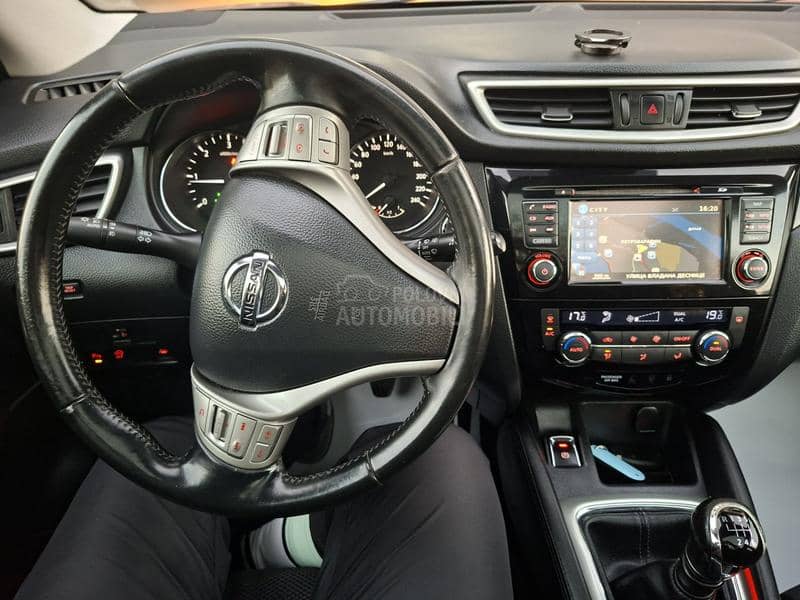 Nissan Qashqai 1.5  PANO/KAM 360