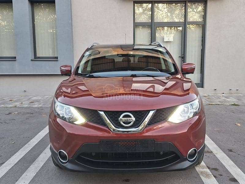 Nissan Qashqai 1.5  PANO/KAM 360
