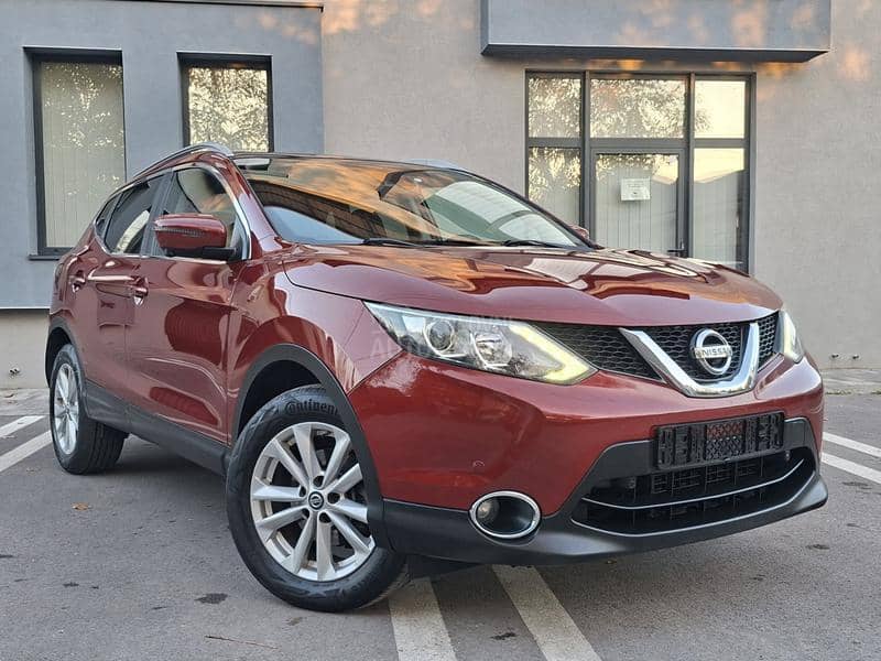 Nissan Qashqai 1.5  PANO/KAM 360