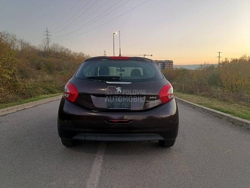 Peugeot 208 1.4
