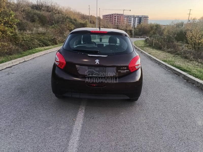 Peugeot 208 1.4
